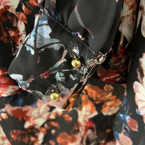 Parker Floral Tiered Blouse with Flowy Bow Neck Tie Sz Small - Picture 4 of 5